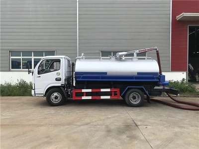 東風(fēng)小型吸糞車(chē) 多利卡系列吸糞車(chē)真空泵價(jià)格全解析